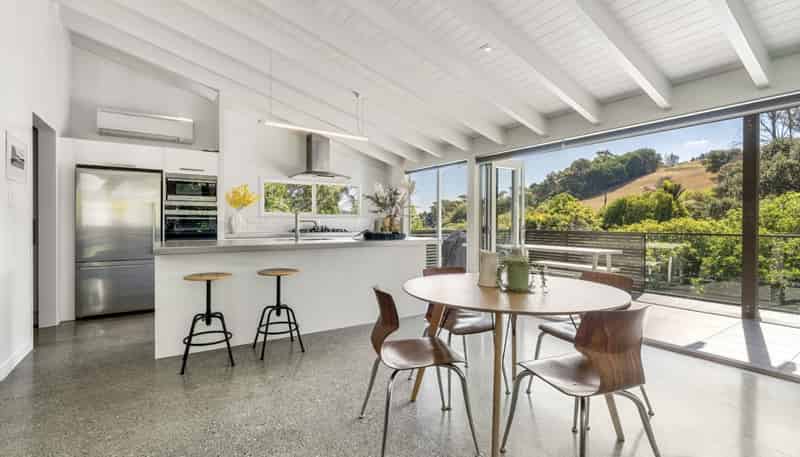 77 Onetangi Road, Onetangi