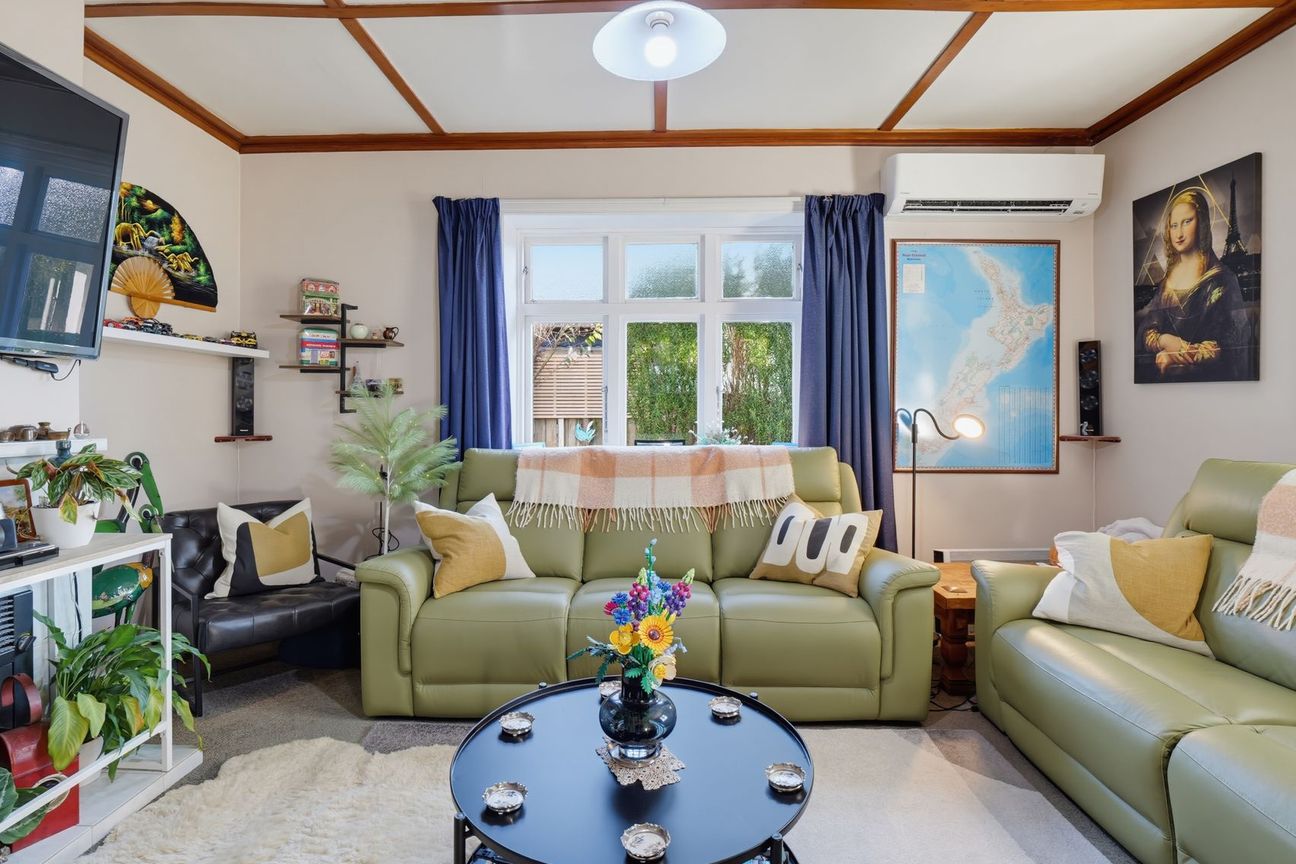 Character Meets Comfort on Harris Street - Vista 5