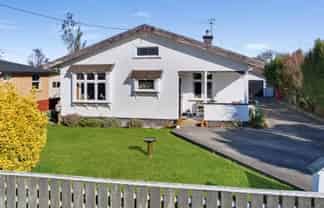 23 Harris Street, Marton