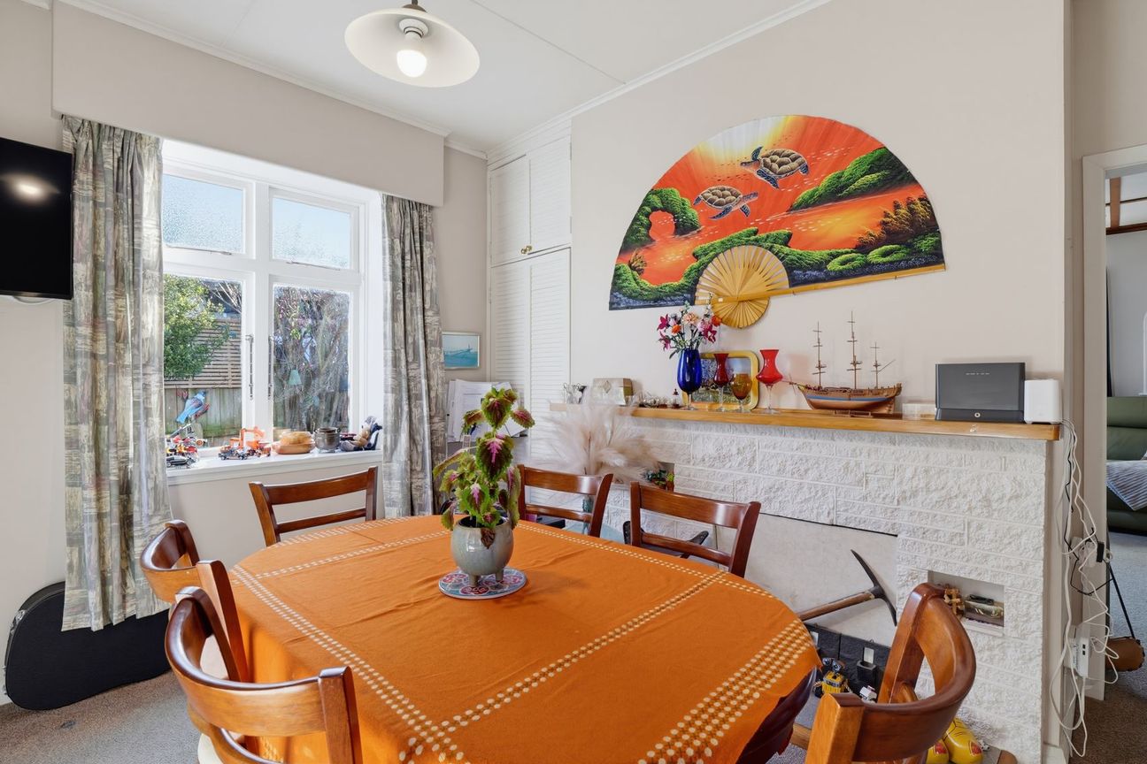 Character Meets Comfort on Harris Street - Altro