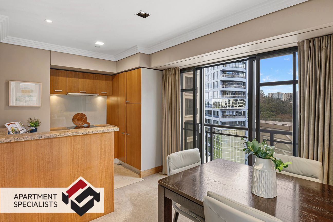 Best Layout in the building - Vista 6