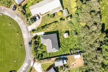 15 Kennard Crescent, Karitane