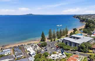 1A Valley Road, Browns Bay