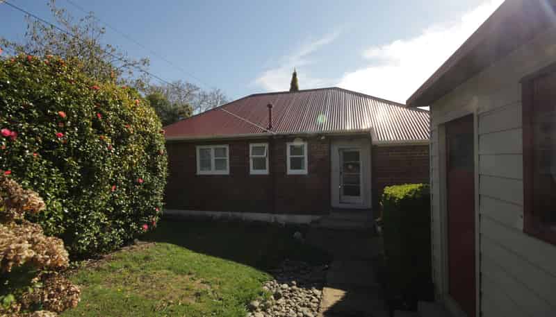 8 Craihall Crescent, Wakari