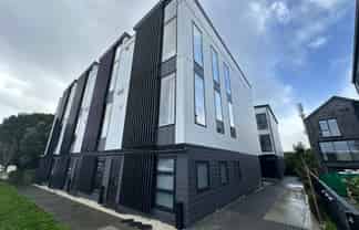 5/4 Patey St, Epsom