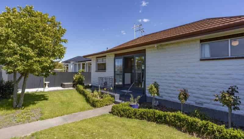 27A Bank Street, Amberley
