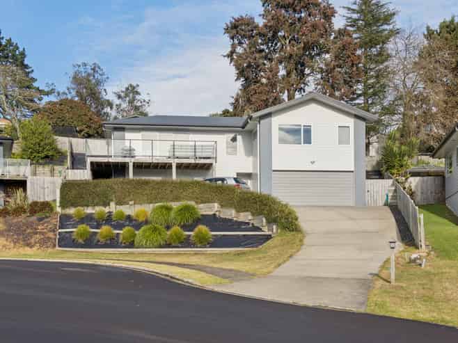 16 Rimu Avenue, Huntly