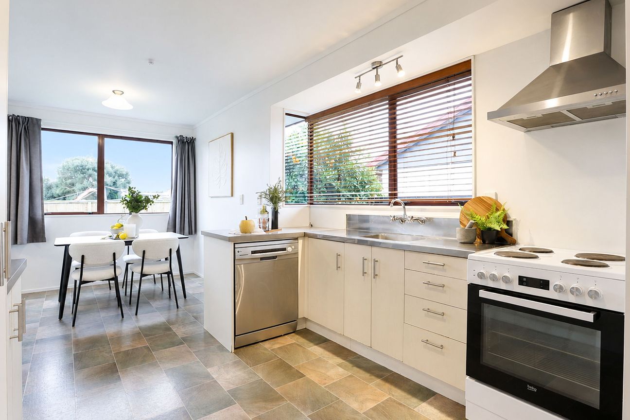 Your Sunny, Cozy Escape - Altro
