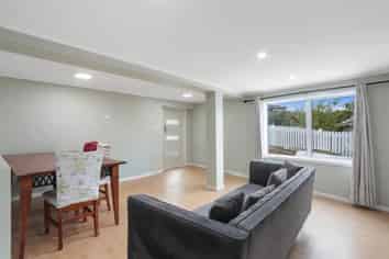 1 McIlroy Avenue, Hillsborough
