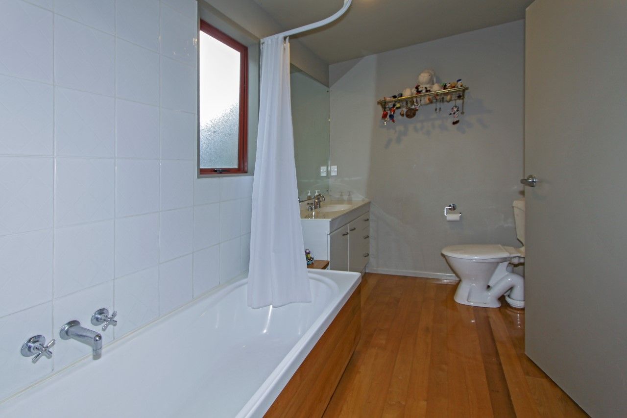 Location Location Location - Altro