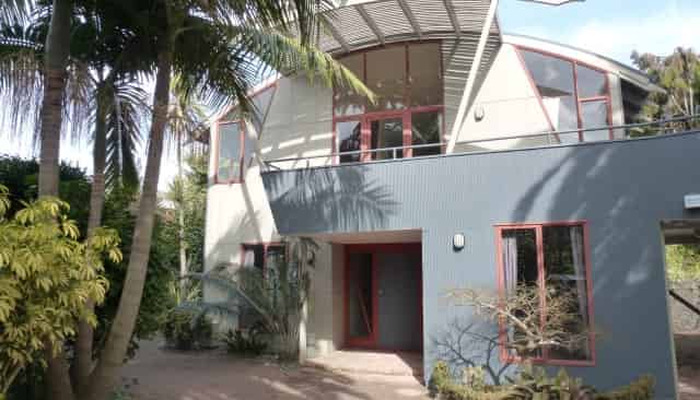 42b Harvey Street, Avenues