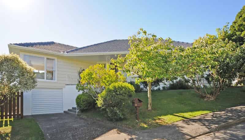 63 Collier Avenue, Karori