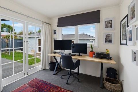 Parkvale 3 bedroom, office, outside room - Meer