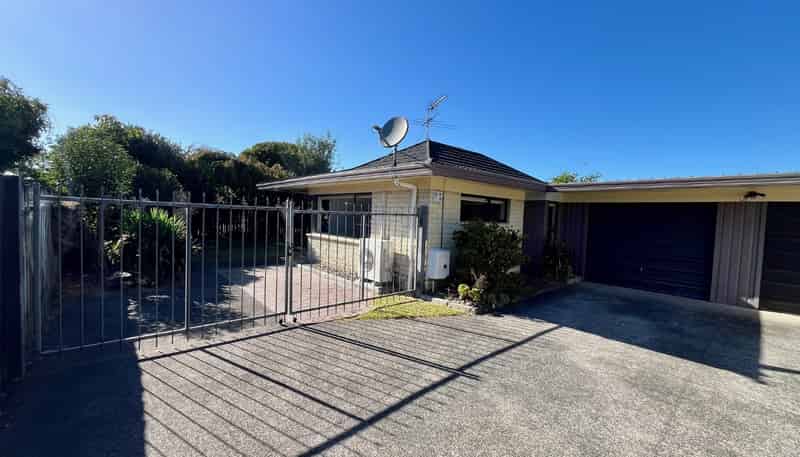 2/24 Beaumaris Way, Conifer Grove