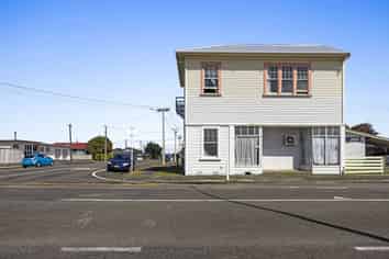6 Furlong Street (Upstairs), Hawera