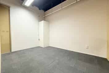 Functional Epsom Workspace | 100 m2