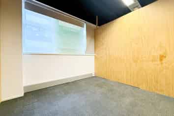 Functional Epsom Workspace | 100 m2