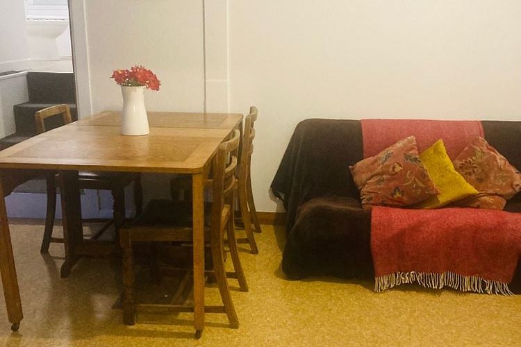 2 bedroom Ground floor flat with garden 2 toilets - Vista 6