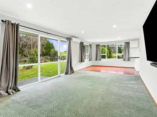 258 Valley Road, Woodville