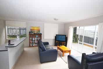 16A Nalanda Crescent, Broadmeadows