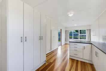 69 Ngamotu Road, Spotswood