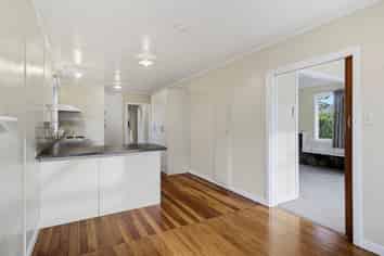 69 Ngamotu Road, Spotswood