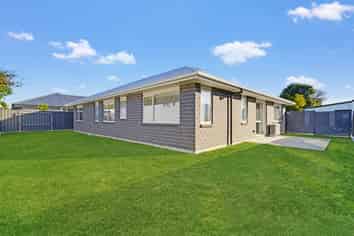 14 George Yee Place, Taradale