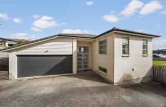 14 Mulroy Place, Pinehill