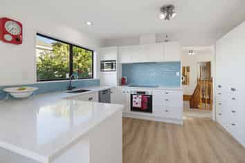 74 Churchill Drive, Taradale