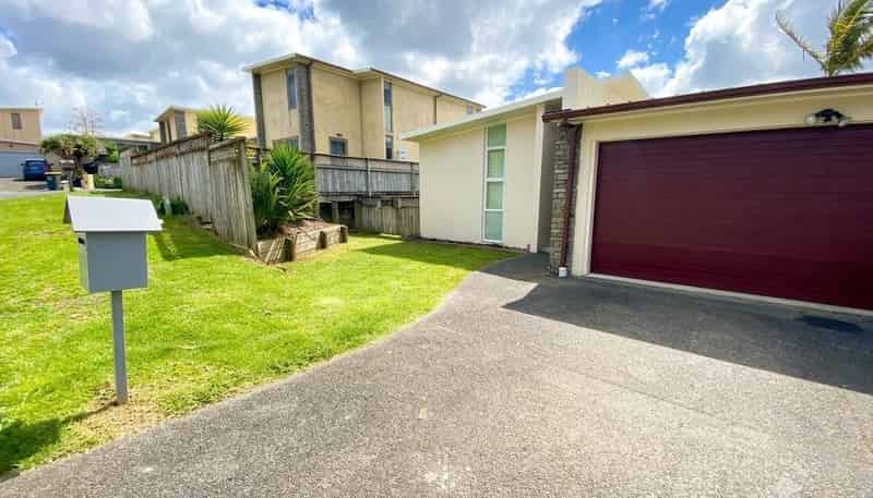 8 Merlot Lane, Pukekohe