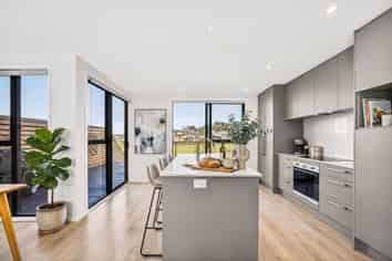 103 Bonair Crescent, Silverdale
