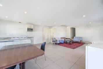 Room 1/7B James Street, Mangere East