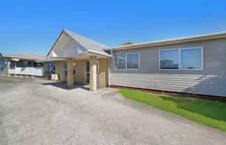 Room 1/7B James Street, Mangere East