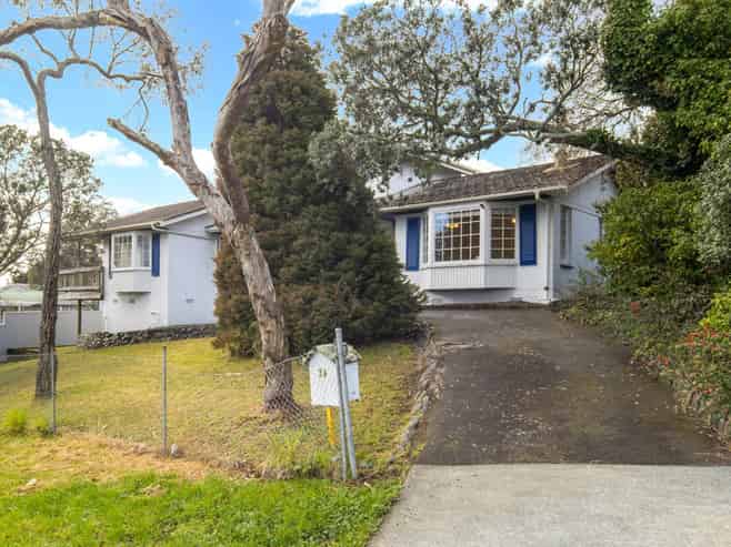 36 Commodore Drive, Lynfield