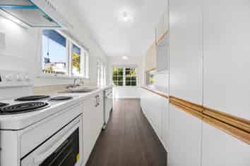 36 Commodore Drive, Lynfield