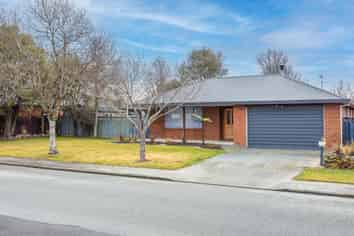 12 Kingsbury Ave, Rangiora