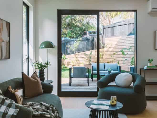 20A Barker Rise, Northcross