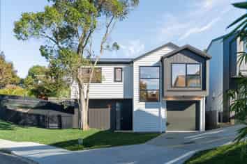 20A Barker Rise, Northcross