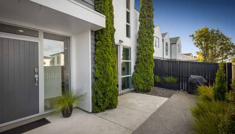 547 Barbadoes Street, Saint Albans