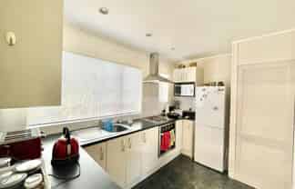 2/32 Stredwick Drive, Torbay