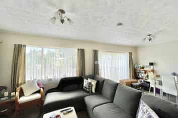 2/32 Stredwick Drive, Torbay
