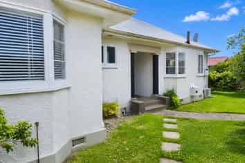 446 St Aubyn Street, Moturoa