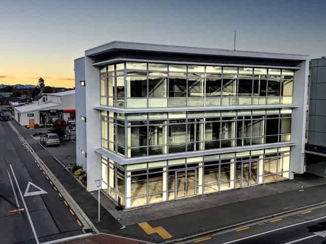 Flexible sizes of modern office in Rangiora