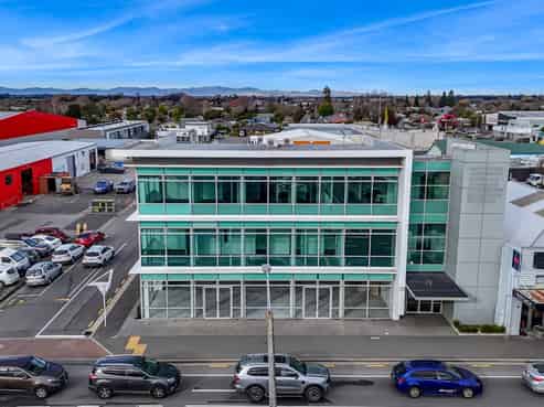 Flexible sizes of modern office in Rangiora