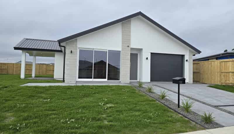 12 Makomako Crescent, Wharewaka