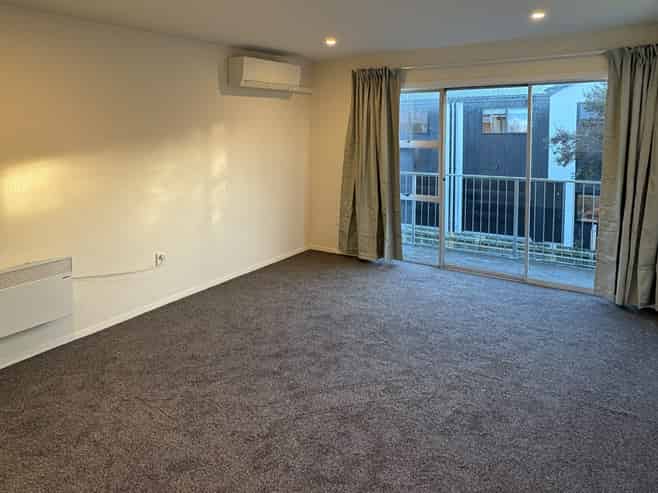 3/7 Brockworth Place, Riccarton