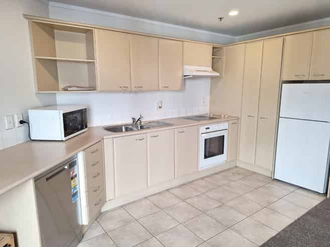 12C/6 Whitaker Place, Auckland Central