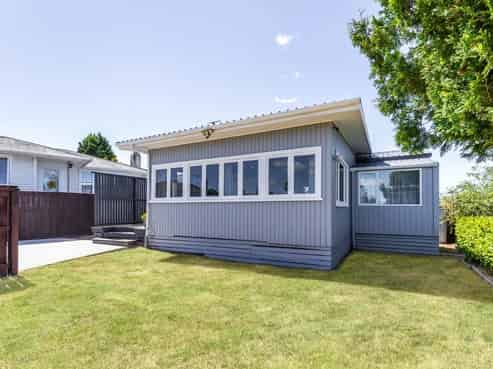 2/20 Konini Street, Tauhara