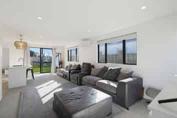 51 Mehrtens Crescent, Ravenswood