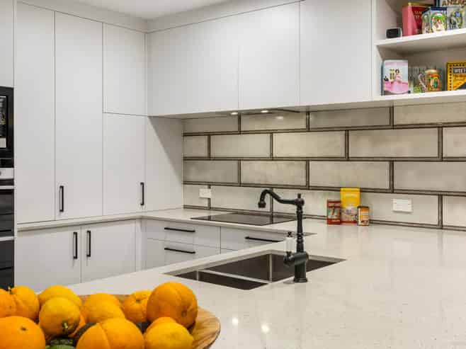 15 Awaroa Stream Drive, Waiuku